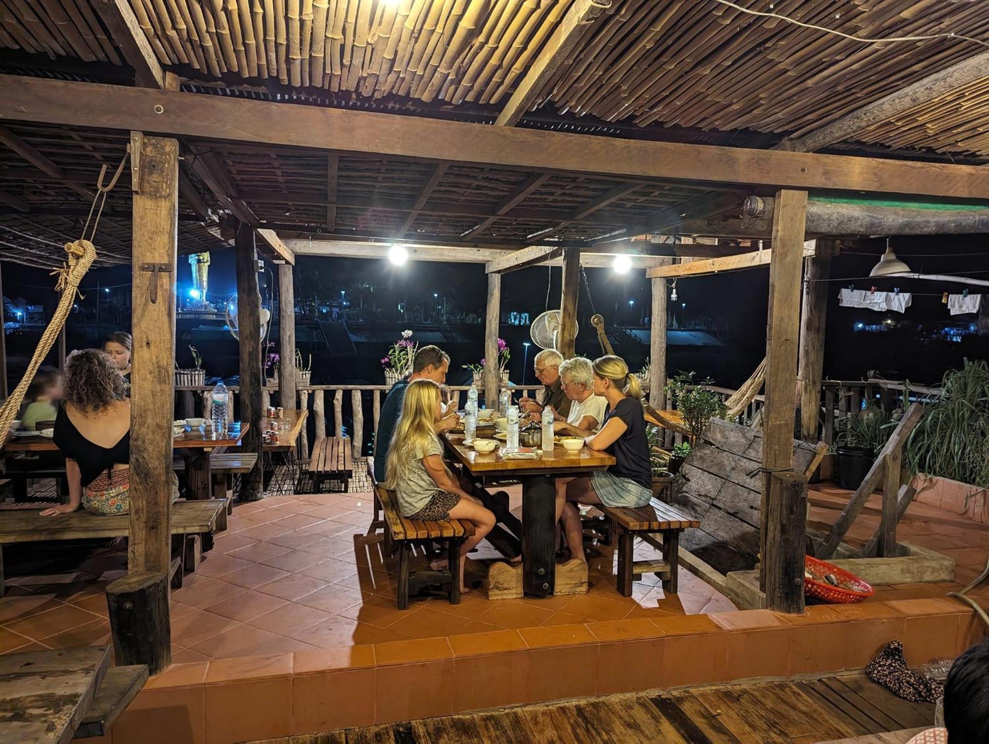 St 63 Home Stay & Tour Kampong Khleang Ngoại thất bức ảnh