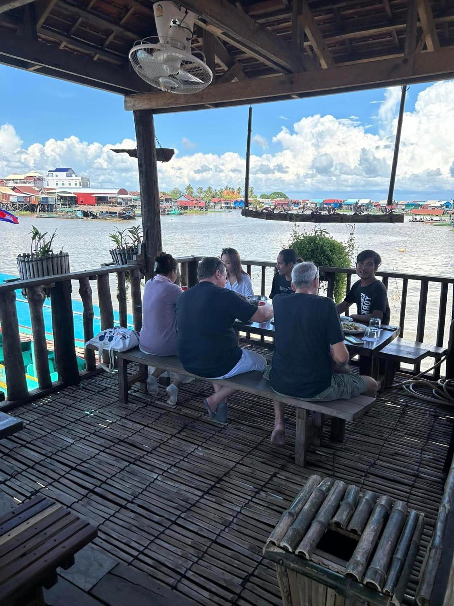 St 63 Home Stay & Tour Kampong Khleang Ngoại thất bức ảnh
